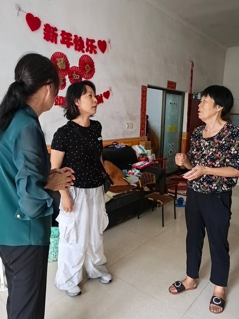 Dingyan ngaturake salam hangat kanggo pasien ALS